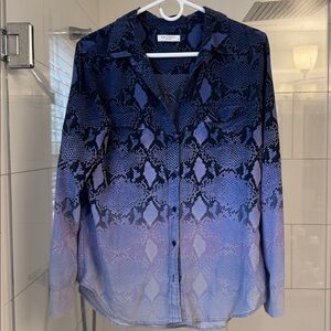 Equipment Femme Slim Signature Dress Shirt Blue Snakeskin Ombré Medium 100% Silk
